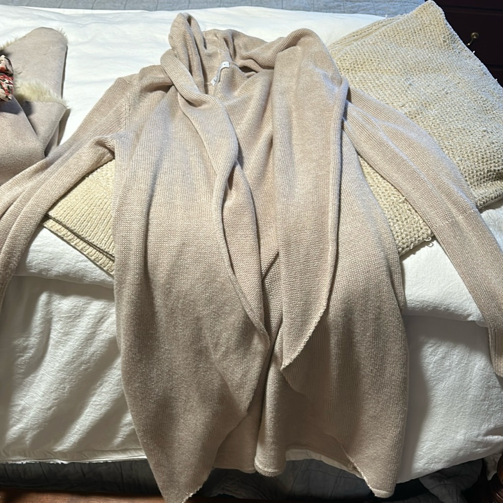 Leith sweater
